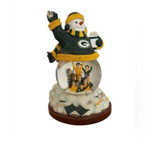 Stadium Snowman Green Bay Packers Forth in a Limited Series NFL 962/3000
